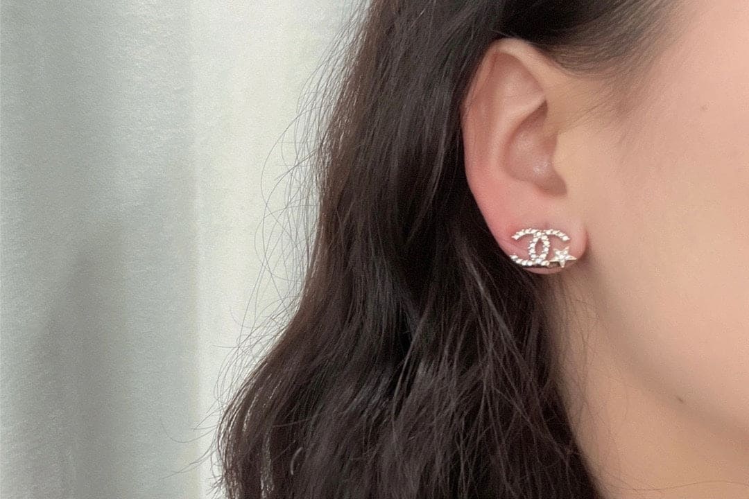 Chanel Star Earrings - 18K Yellow Gold