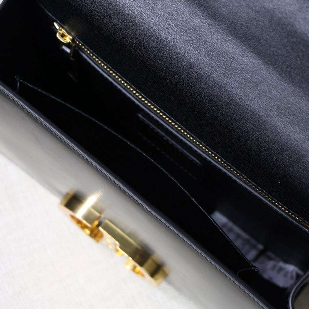 Dior 30 Montaigne Bag