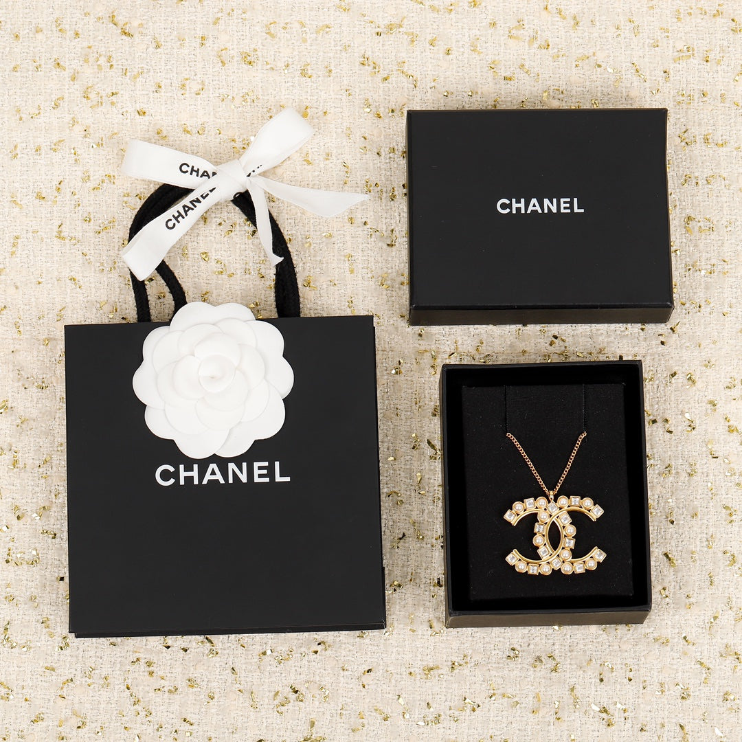 Chanel Vintage Necklace