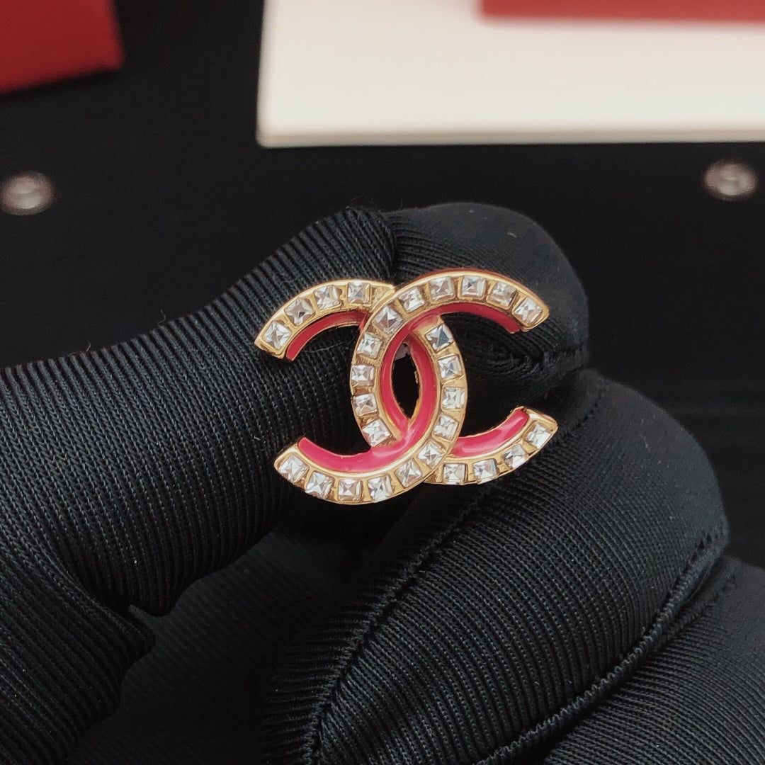 Chanel Pink Resin Crystal Earrings - 18K Yellow Gold