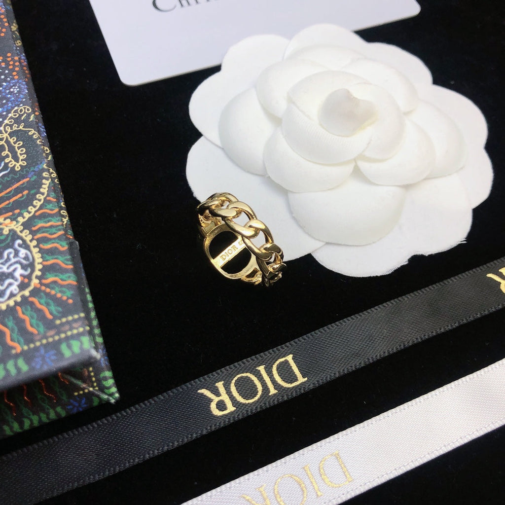 Dior Petit CD Chain Link Ring - 18K Yellow Gold