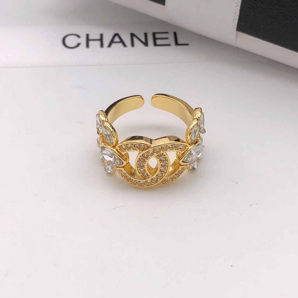Chanel Flower Crystal Ring - 18K Yellow Gold