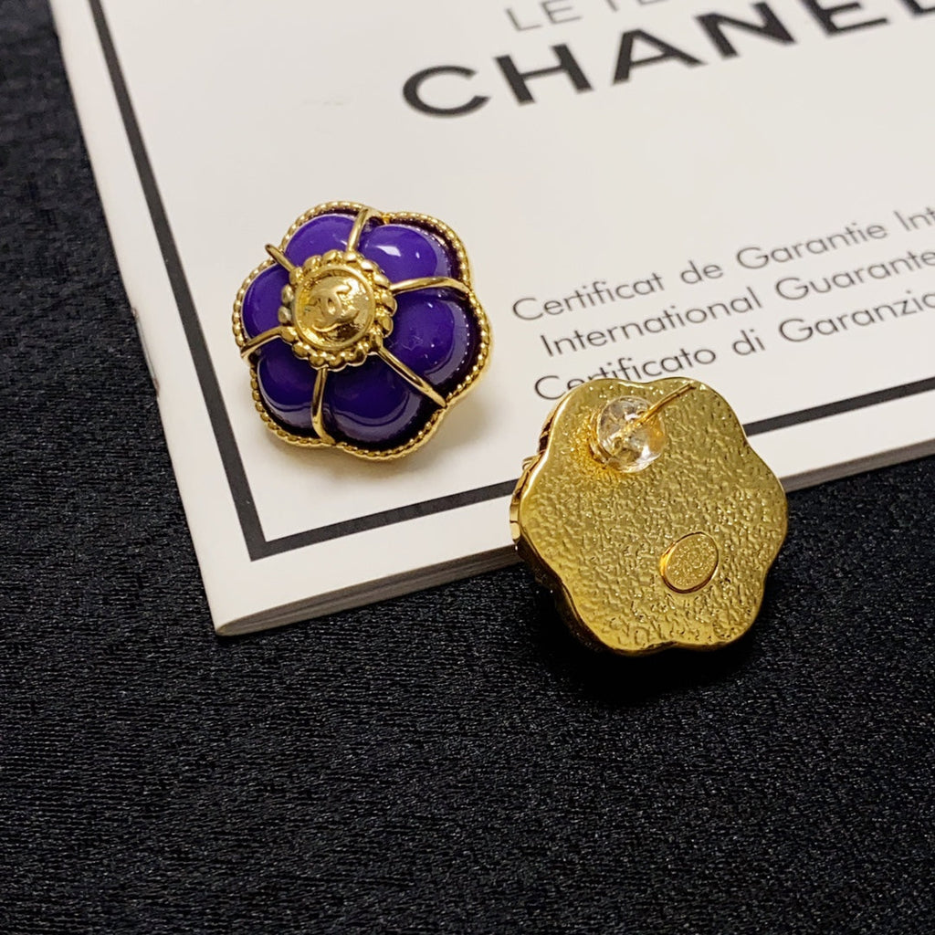 Chanel Purple Flowers Earrings - 18K Yellow Gold