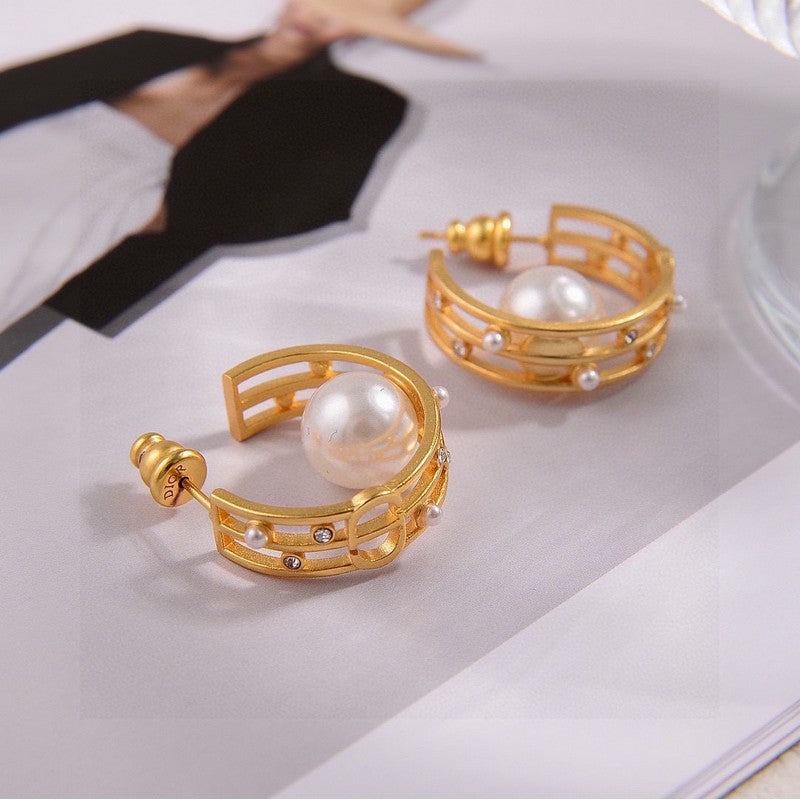 Dior D-Backstage Pearl Earrings