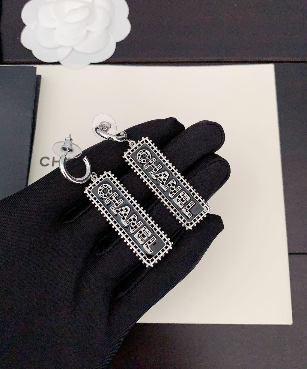 Chanel Typo Drop Earrings - 18K Gold