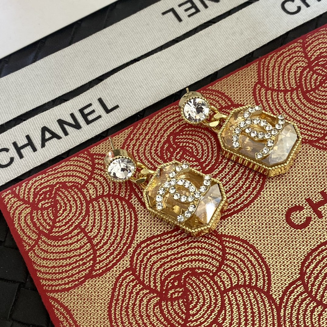 Chanel Crystal Earrings - 18K Yellow Gold