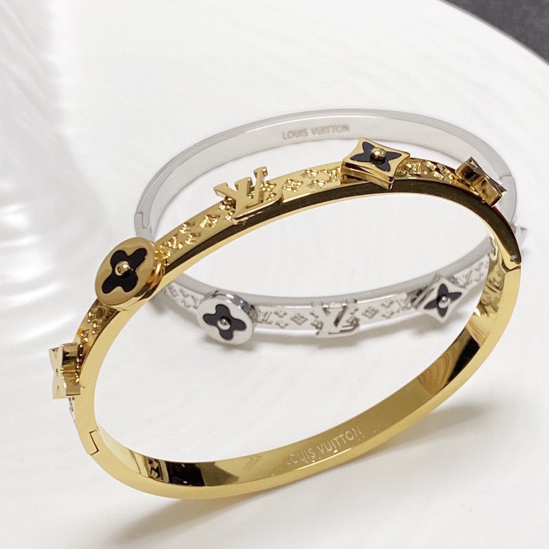 Louis Vuitton Blossom Bracelet