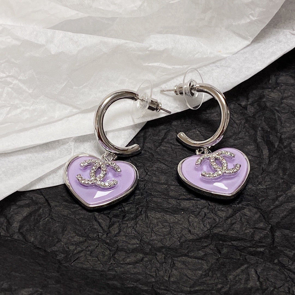 Chanel Purple Heart Earrings - 18K Yellow Gold