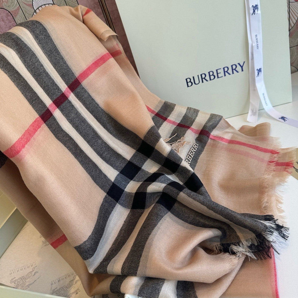 Burberry Beige Plaid Cashmere Scarf — detail